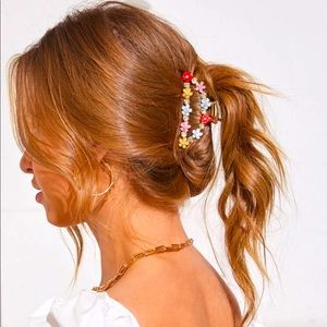 Vintage gold floral hair clip